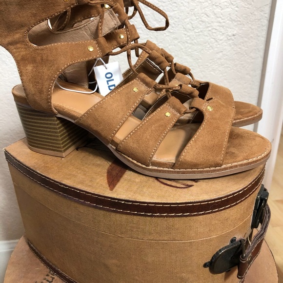 Sandals suede ankle  ties in front  NWT - Picture 2 of 4